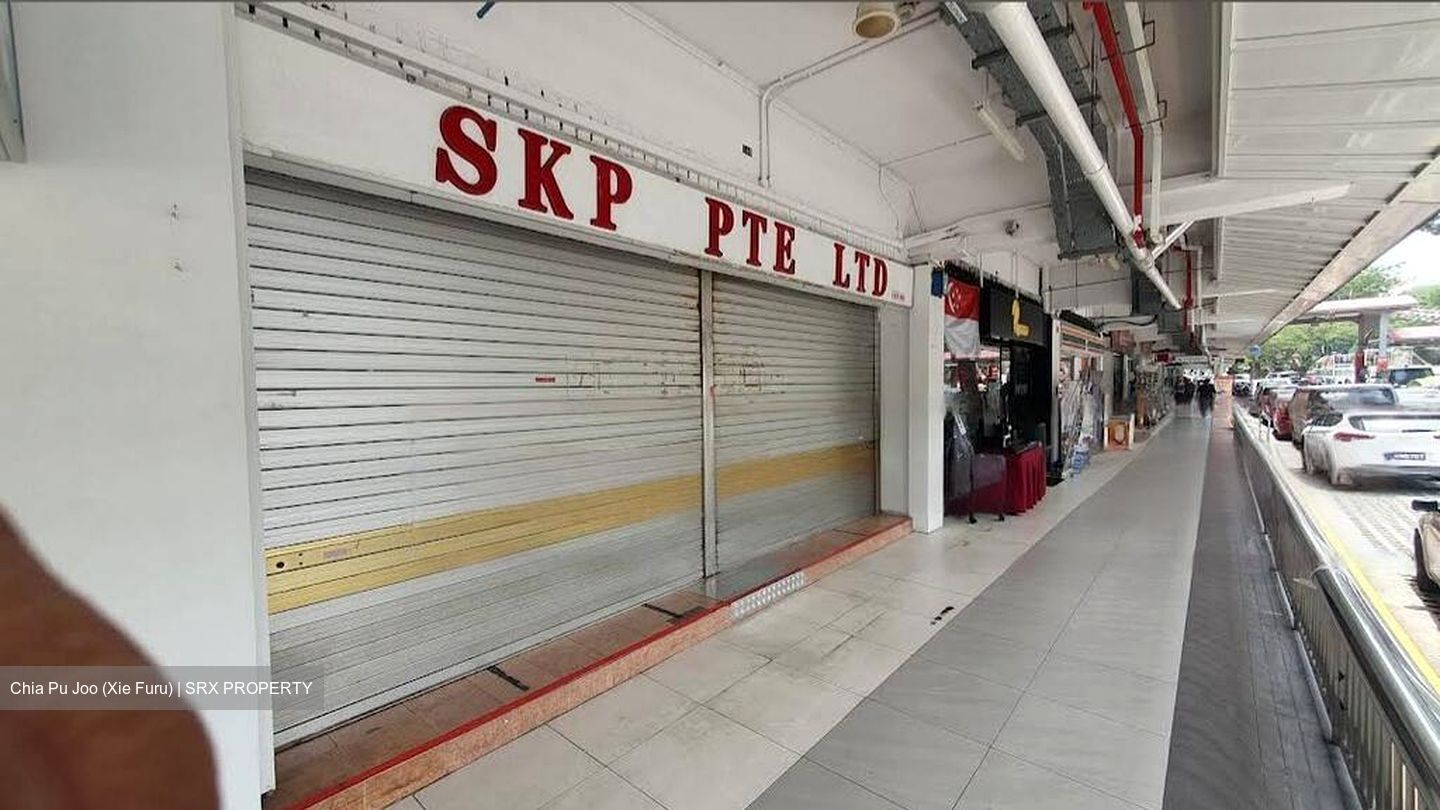 Boon Lay Shopping Centre (D22), Shop House #478690841